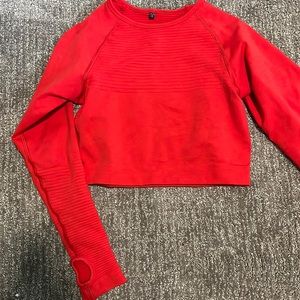 Alphalete Revival Long Sleeve Crop Top
